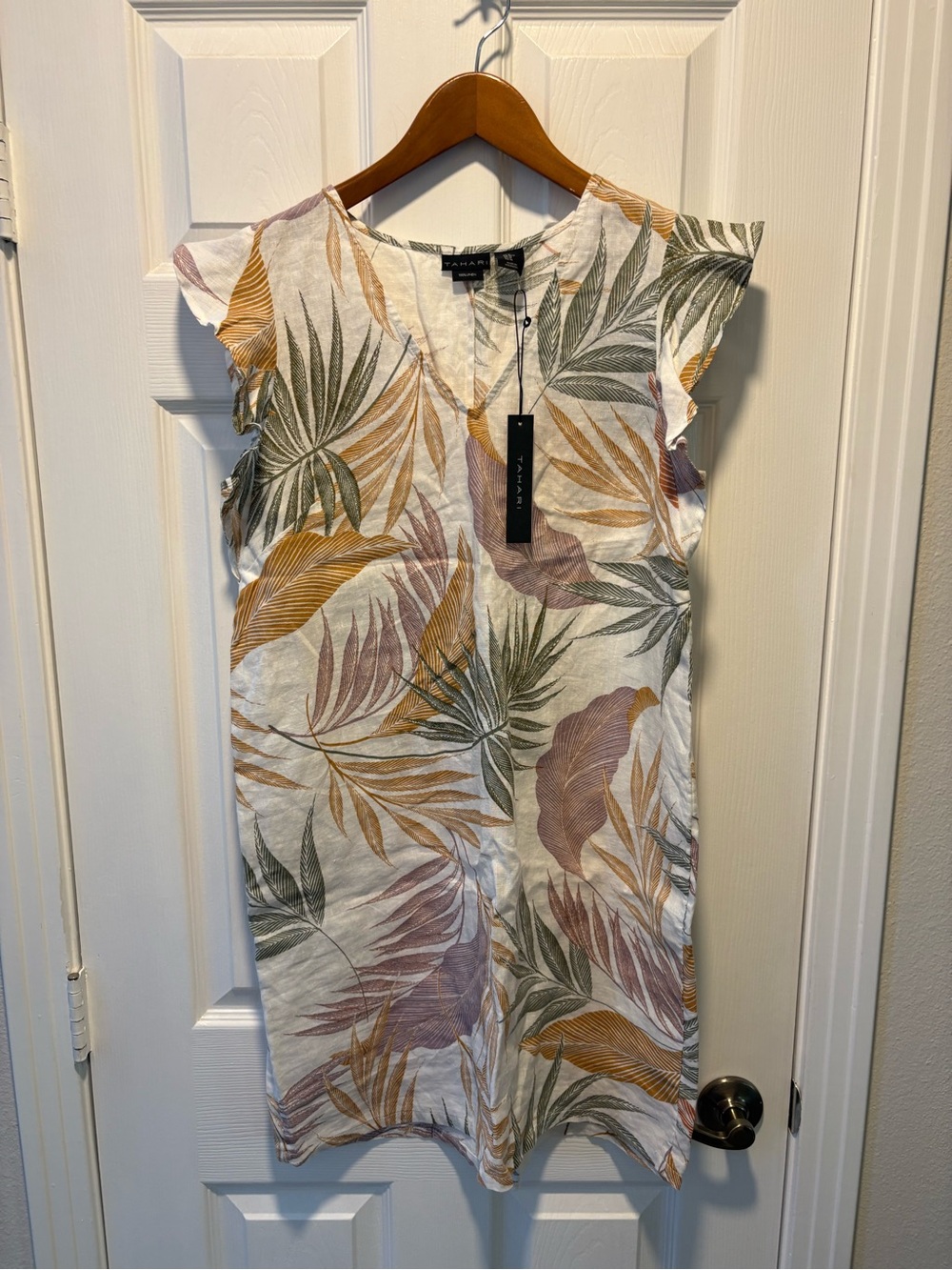 Tahari White Tropical Leaf Print Shift Dress in Mustard, Olive & Mauve